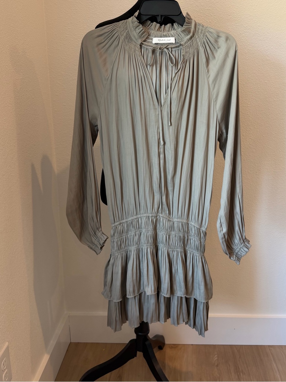 Mustard Seed  Sage Green Ruffle-Tiered Long-Sleeve Tunic Dress Size S